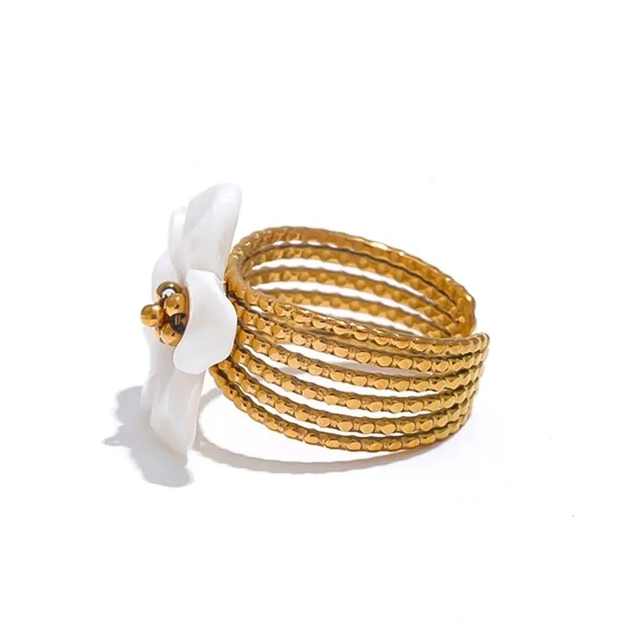 Natural Shell Flower Adjustable Ring
